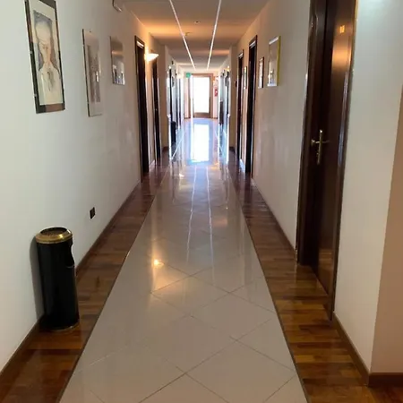 Tetto Delle Marche - Ristorante Dei Conti Hotel