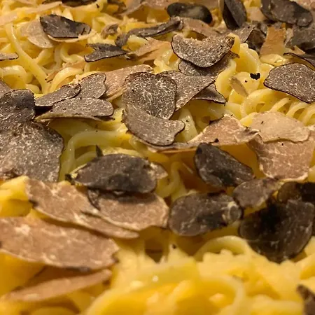 Tetto Delle Marche - Ristorante Dei Conti 3* Cingoli