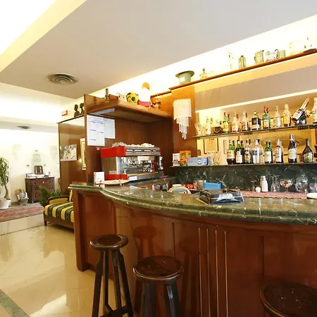 Hotel Tetto Delle Marche - Ristorante Dei Conti